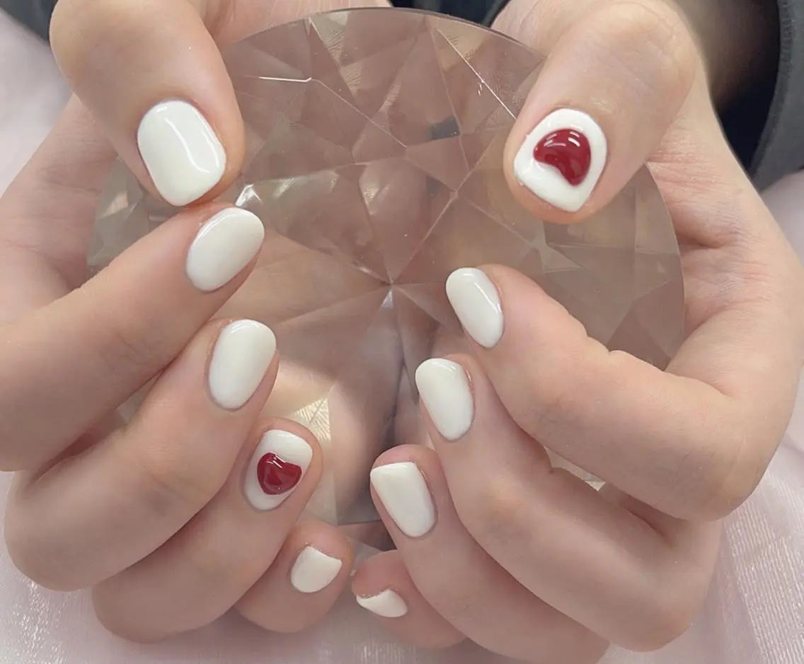 ネイル ハンドネイル Queens ciciのネイルデザイン