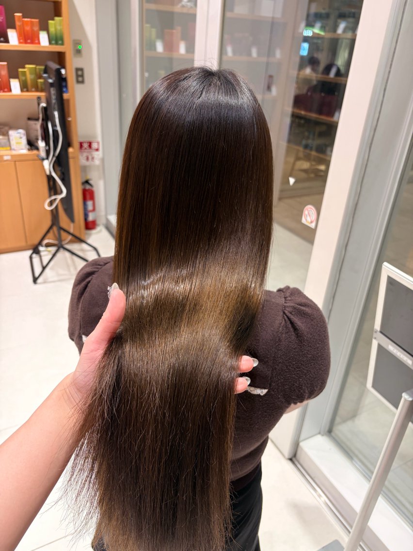 ロング 縮毛矯正 トリートメント 💎ツヤ髪ストレート カラー💎かのんのヘアスタイル
