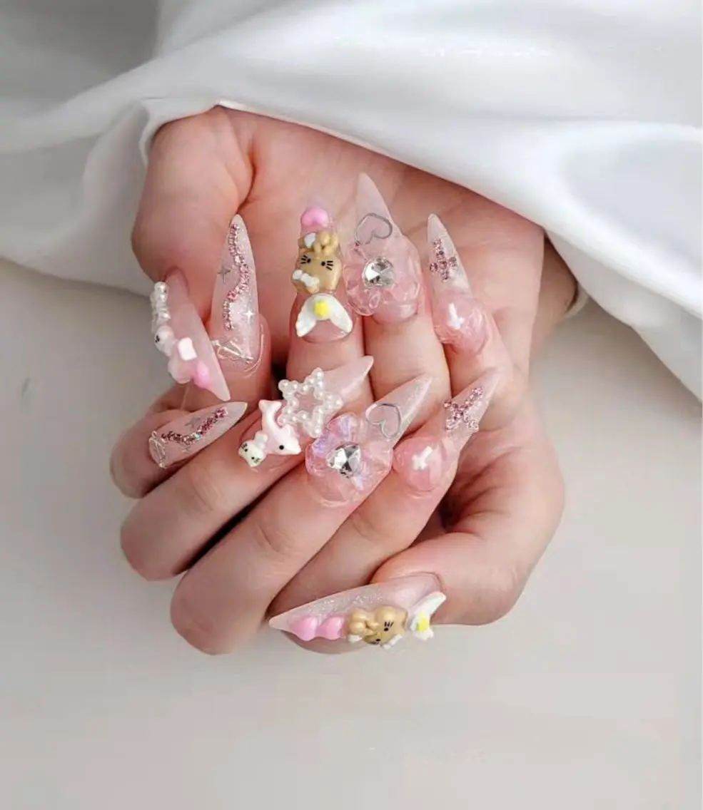 ネイル 成人式 キラキラネイル マグネットネイル ミラーネイル ニュアンスネイル ハンドネイル Hinaa 池袋のネイルデザイン
