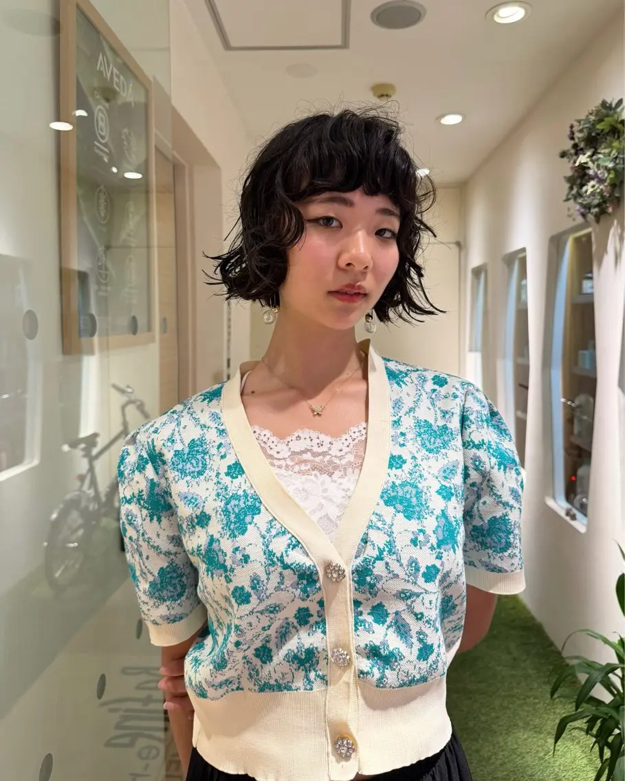 ミディアム パーマ 吉永 琴香のヘアスタイル