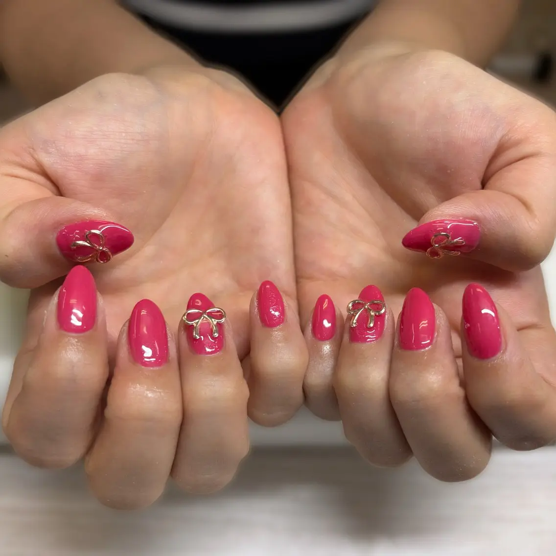ネイル リボン TRU新宿南口店 ❤︎イロハ💅🏽のネイルデザイン