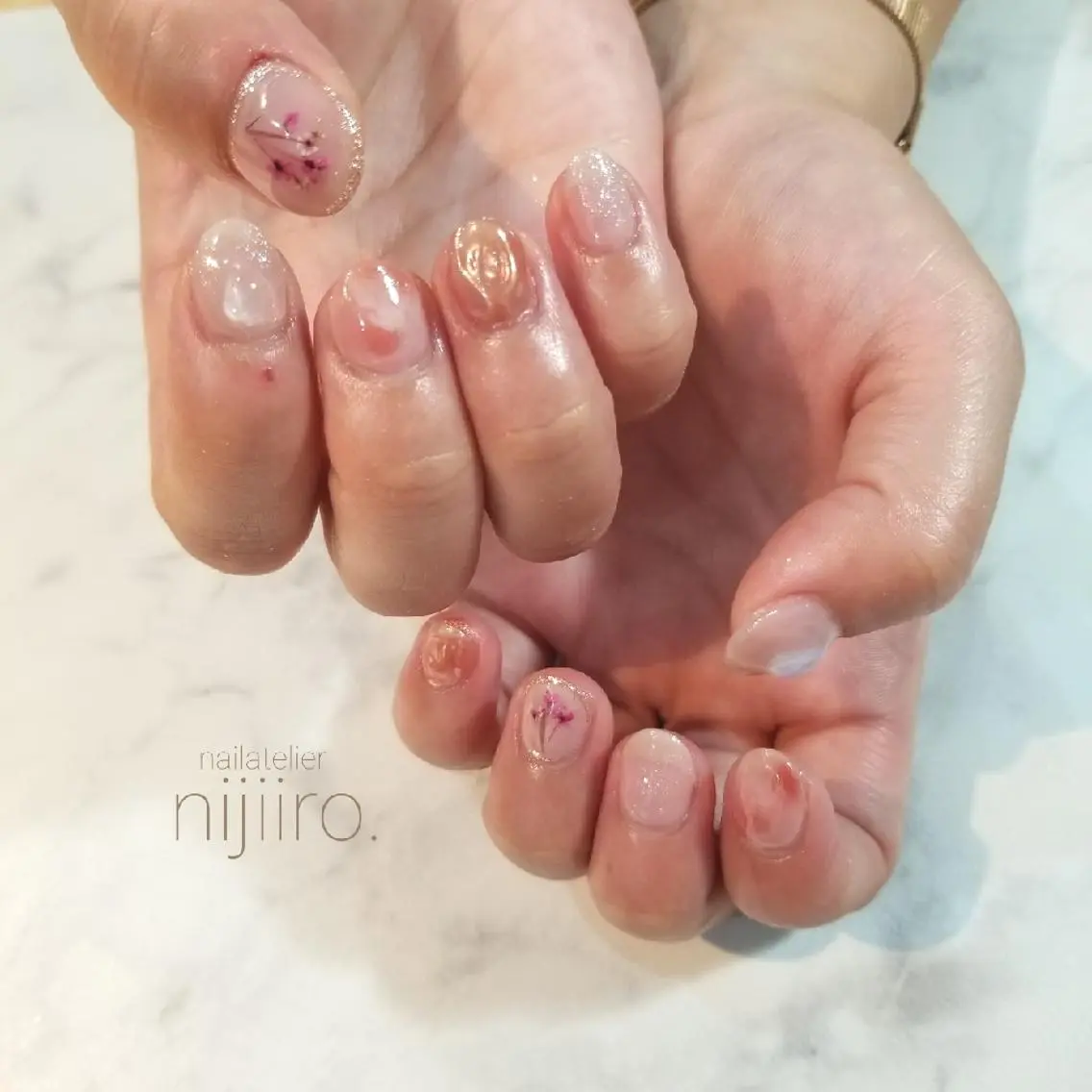 ネイル ハンドネイル nijiiro🌈 サトウのネイルデザイン