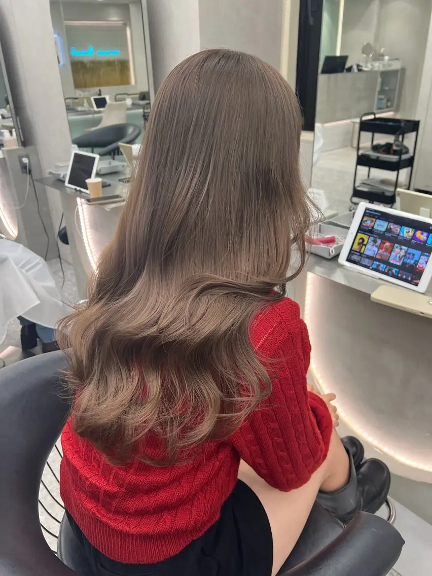 ロング カット ヘアカラー トリートメント 博多ベージュ 🐻松井傑のヘアスタイル