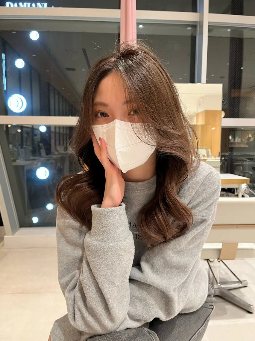 ロング 赤み消し透明感カラー 似合わせ前髪柴田礼空のヘアスタイル