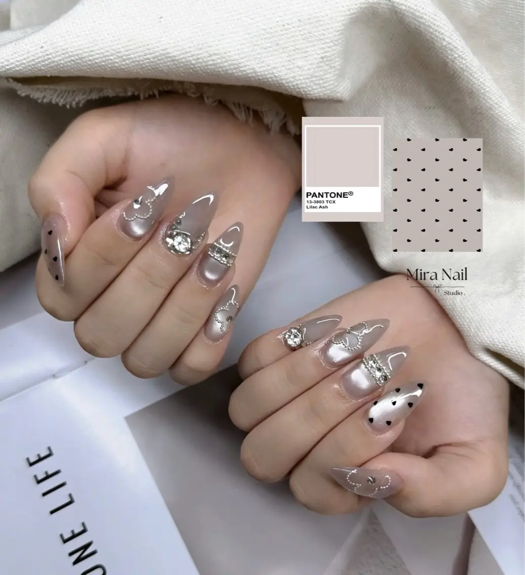ネイル ハンドネイル Mira Nail Studioのネイルデザイン