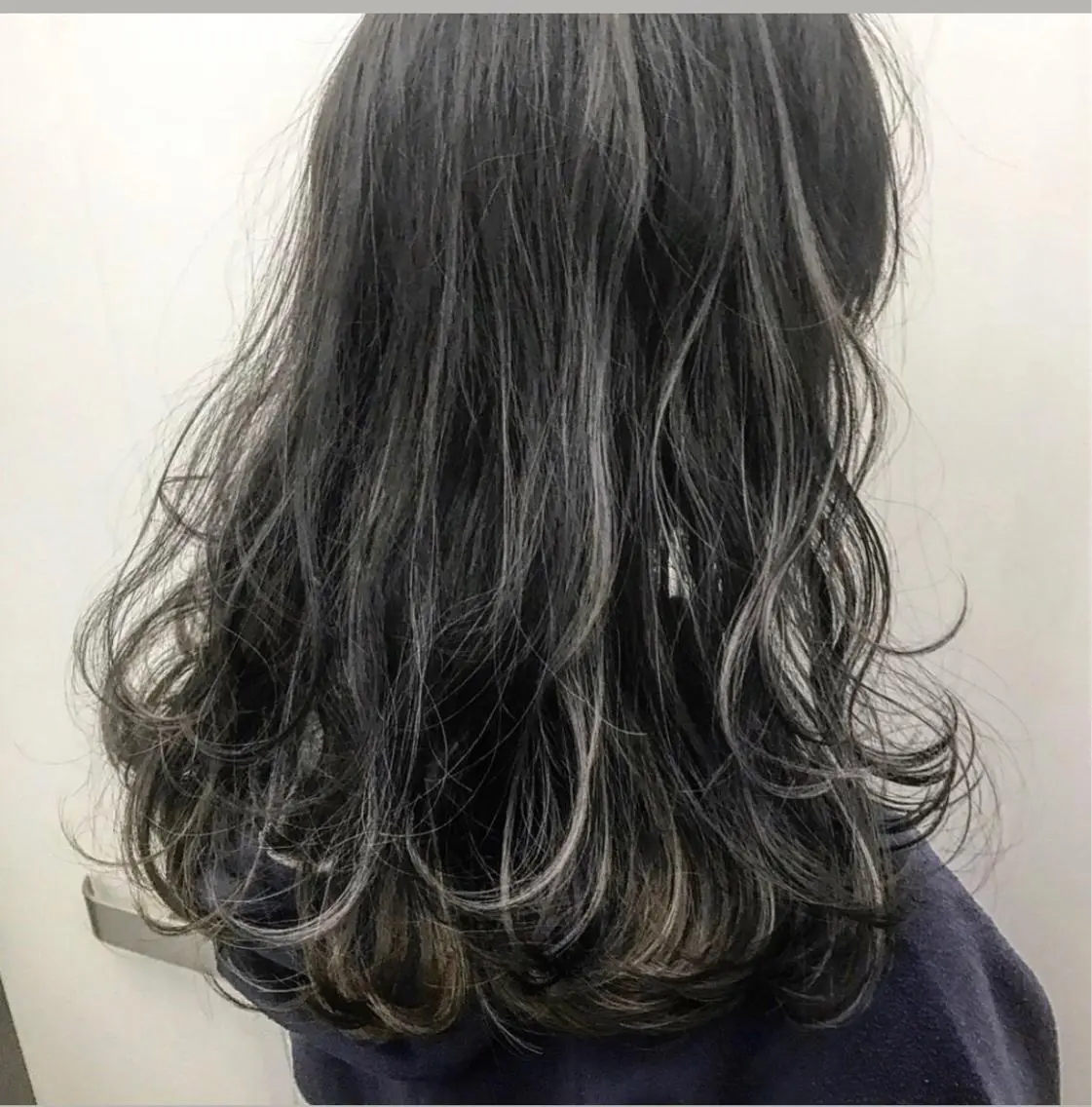 ロング カラー カット ヘアカラー トリートメント レイヤー×艶髪特化 マネージャー安藤光司のヘアスタイル
