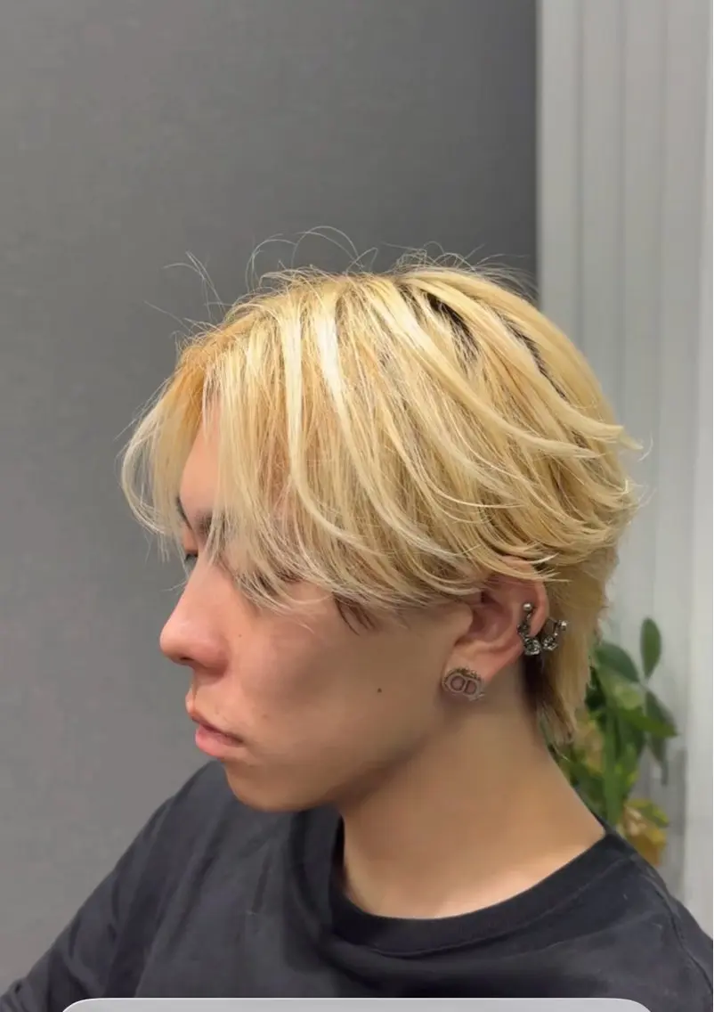 メンズ メンズハイトーン 笹川 勇斗のヘアスタイル