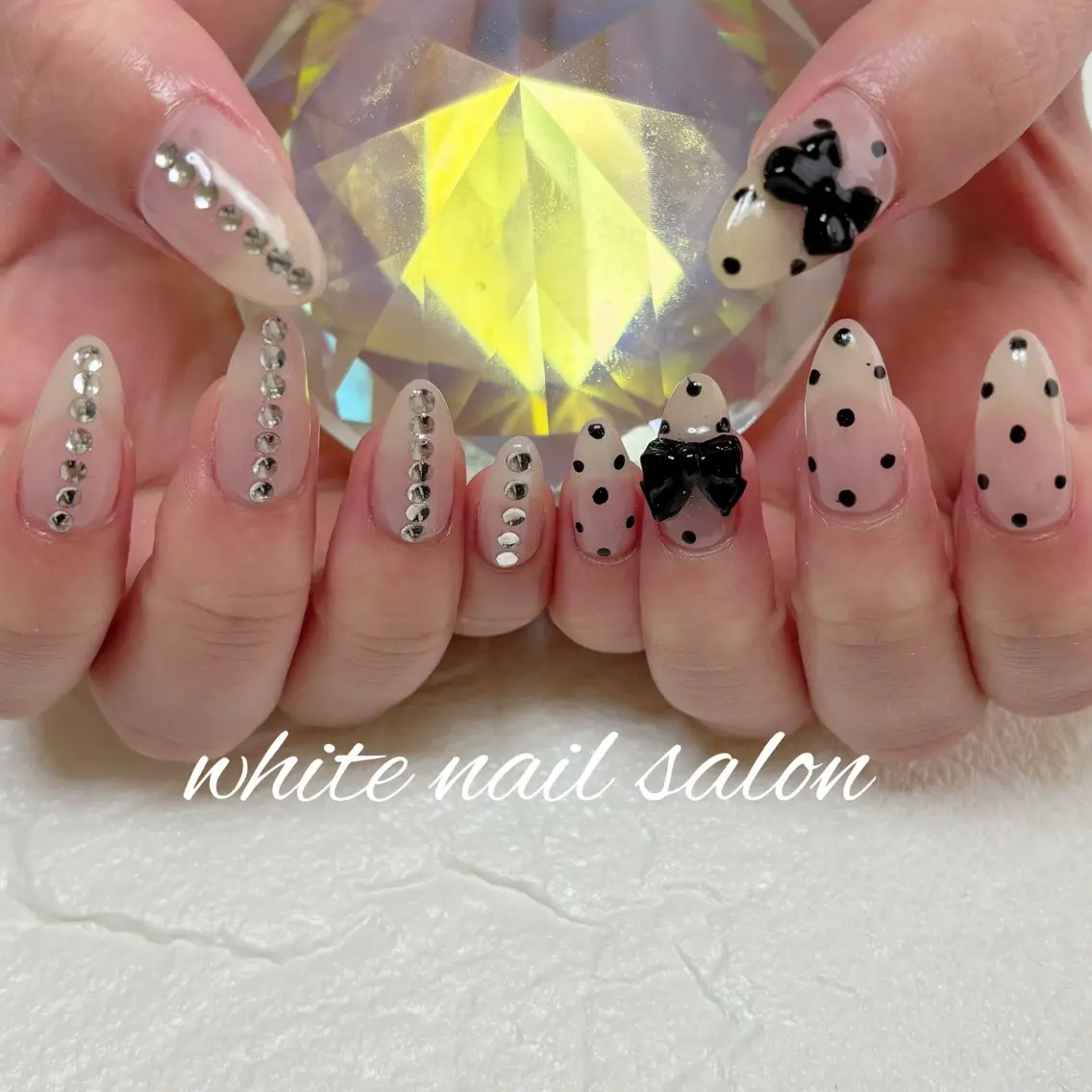 ネイル フットネイル 持ち込み ハンドネイル white nail salonのネイルデザイン