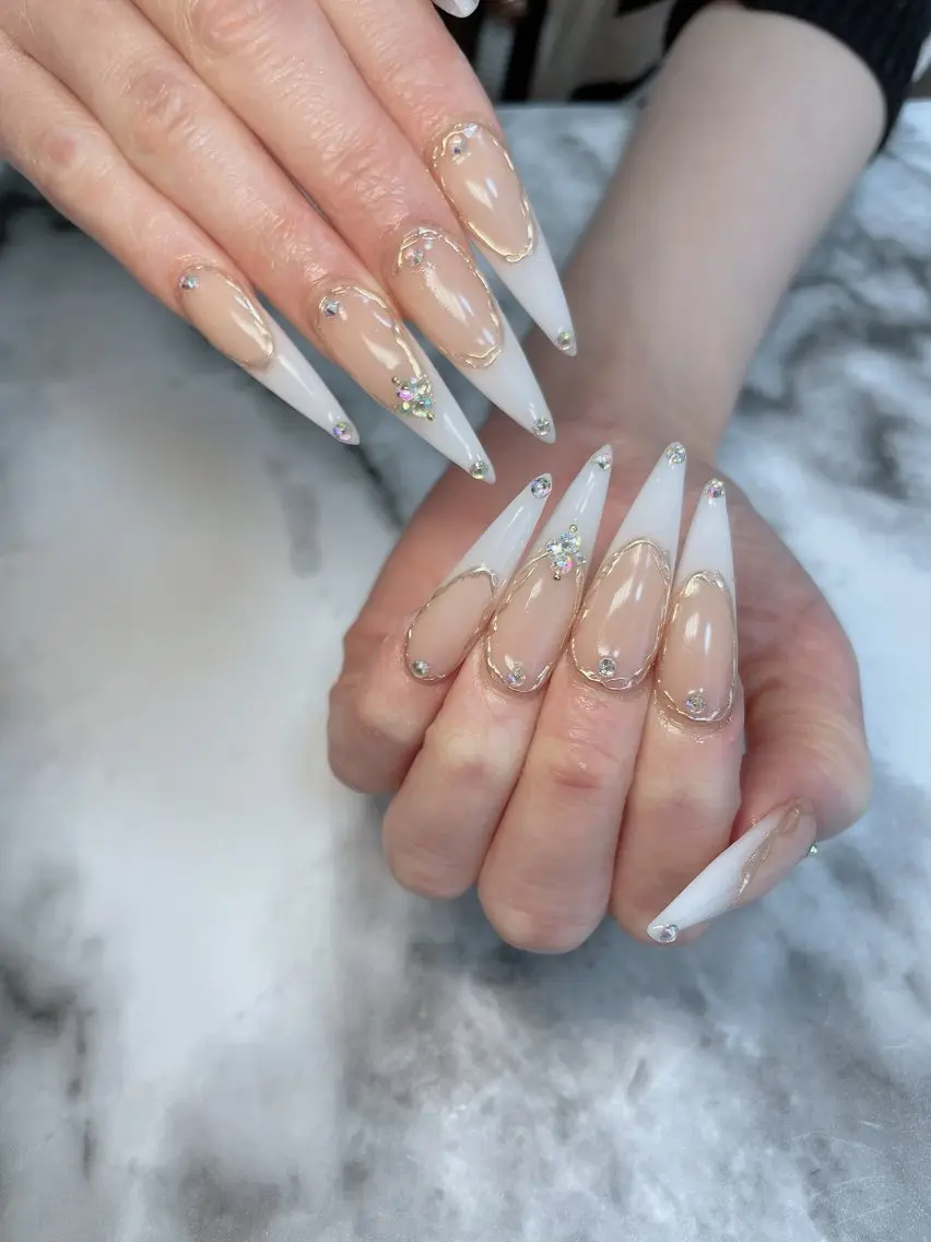 ネイル ロングネイル ハンドネイル Kayo 💅のネイルデザイン