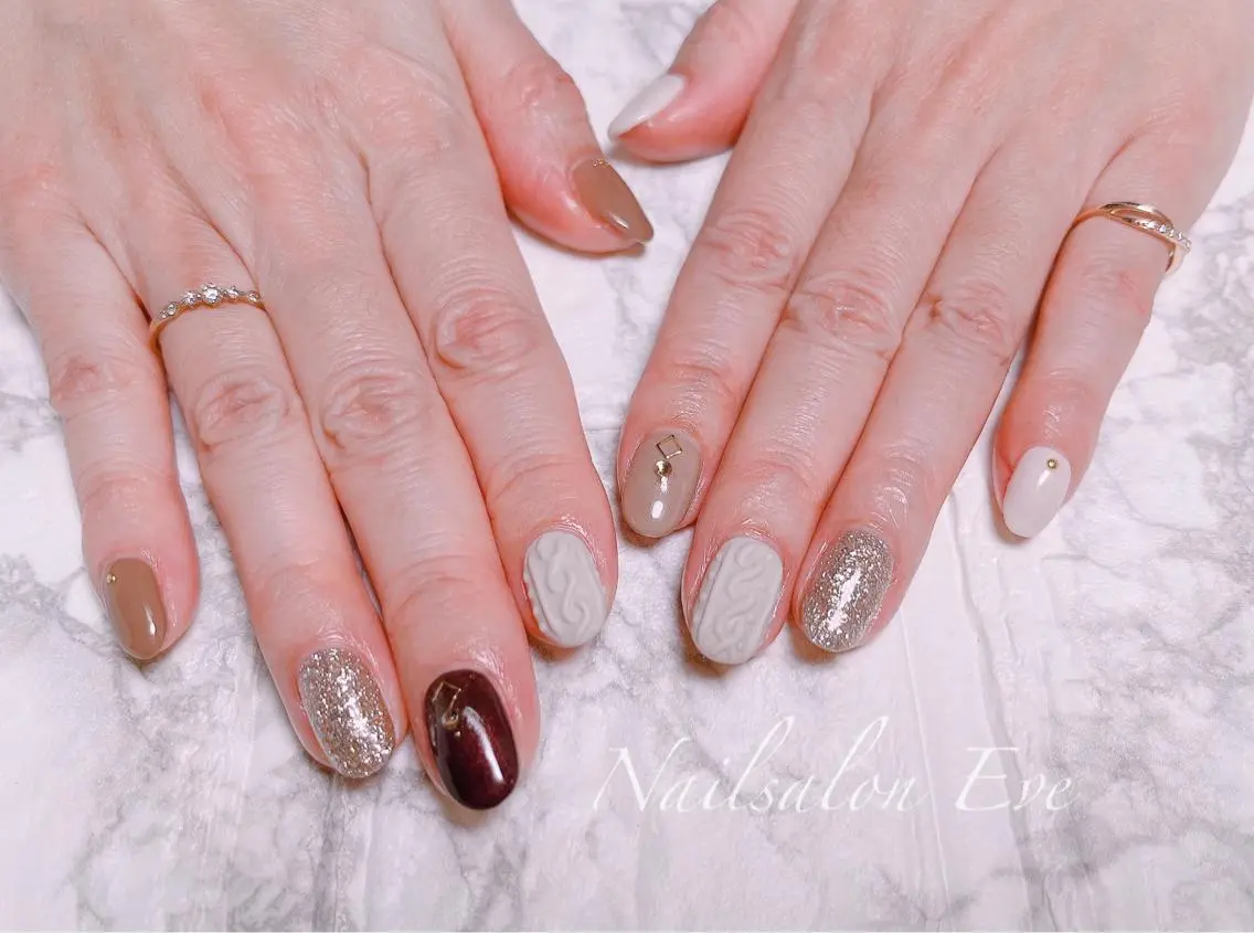 ネイル ハンドネイル ハンドケア Nailsalon Eve（イヴ）のネイルデザイン