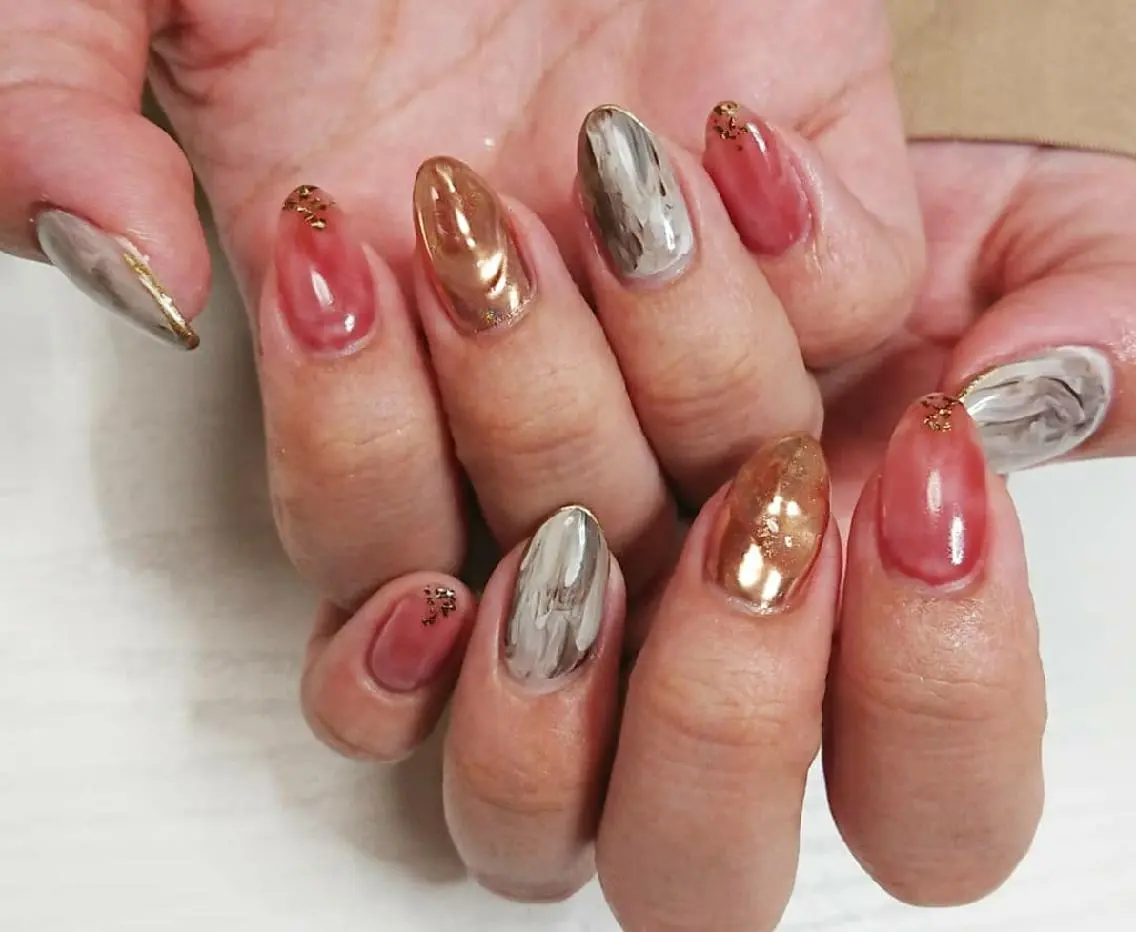 ネイル ニュアンスネイル ハンドネイル Lilith Nailのネイルデザイン
