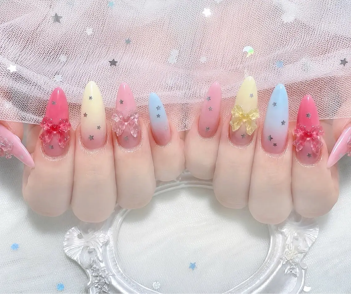 ネイル チークネイル 長さ出し フレンチネイル ジェルネイル グラデーション ハンドネイル THANHTHANH NAILのネイルデザイン