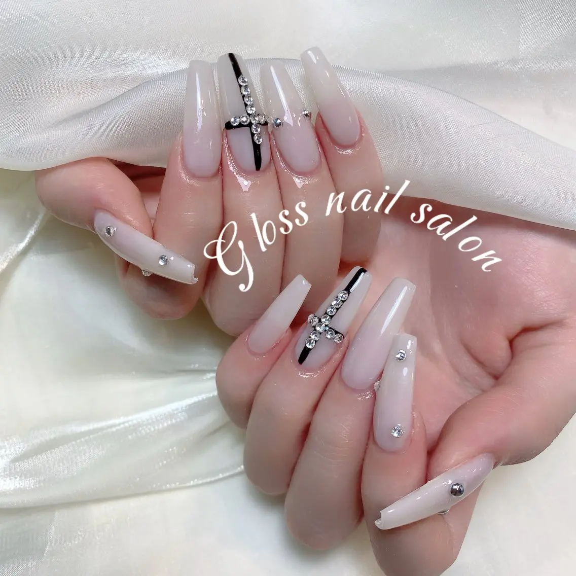 ネイル Yuna✨ Gloss nailのネイルデザイン