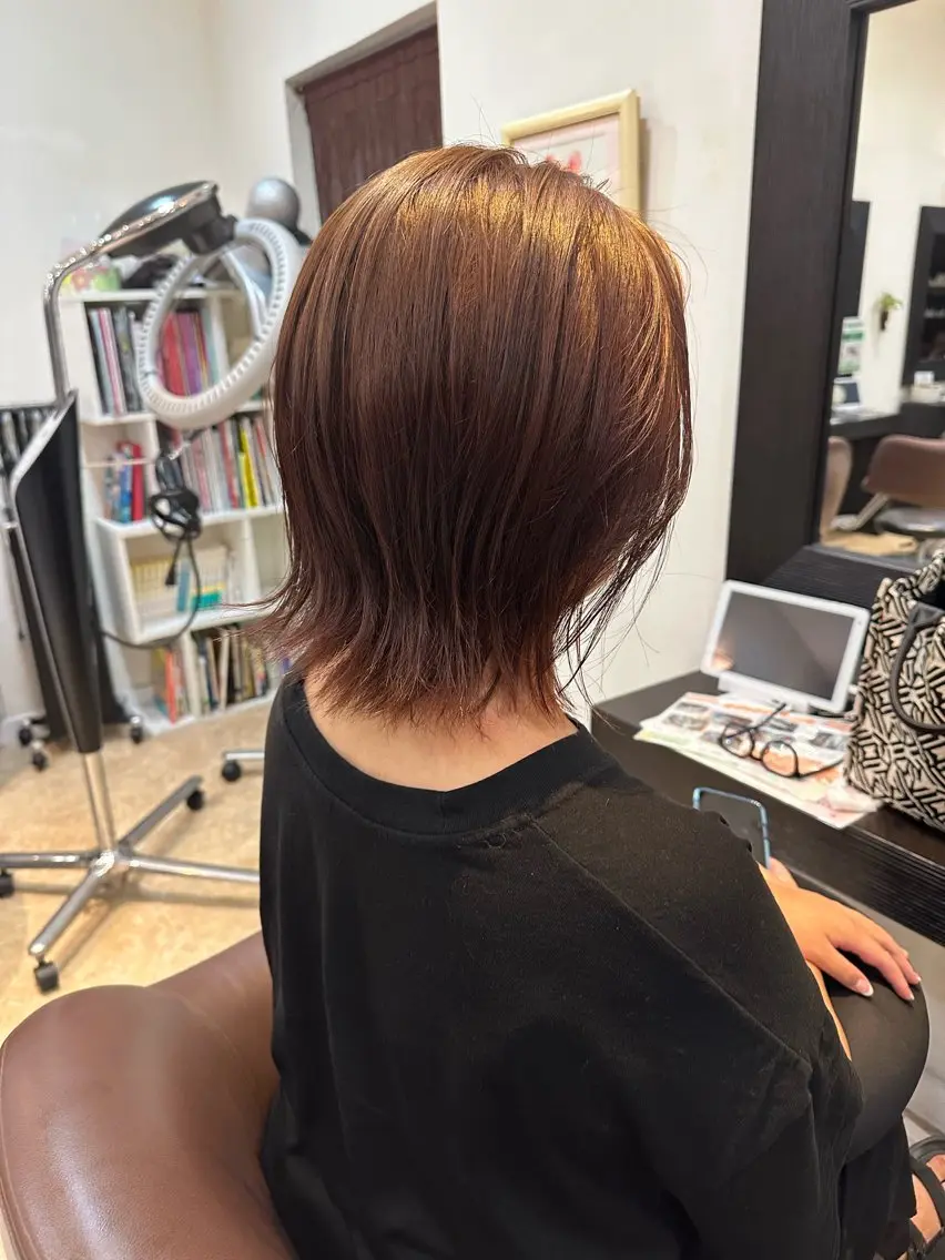 ミディアム カラー 保井 実奈美のヘアスタイル