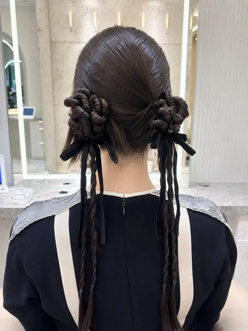 ヘアアレンジ ヘアセット 可愛い製造機🎀 ヘアメイクMoriのヘアスタイル