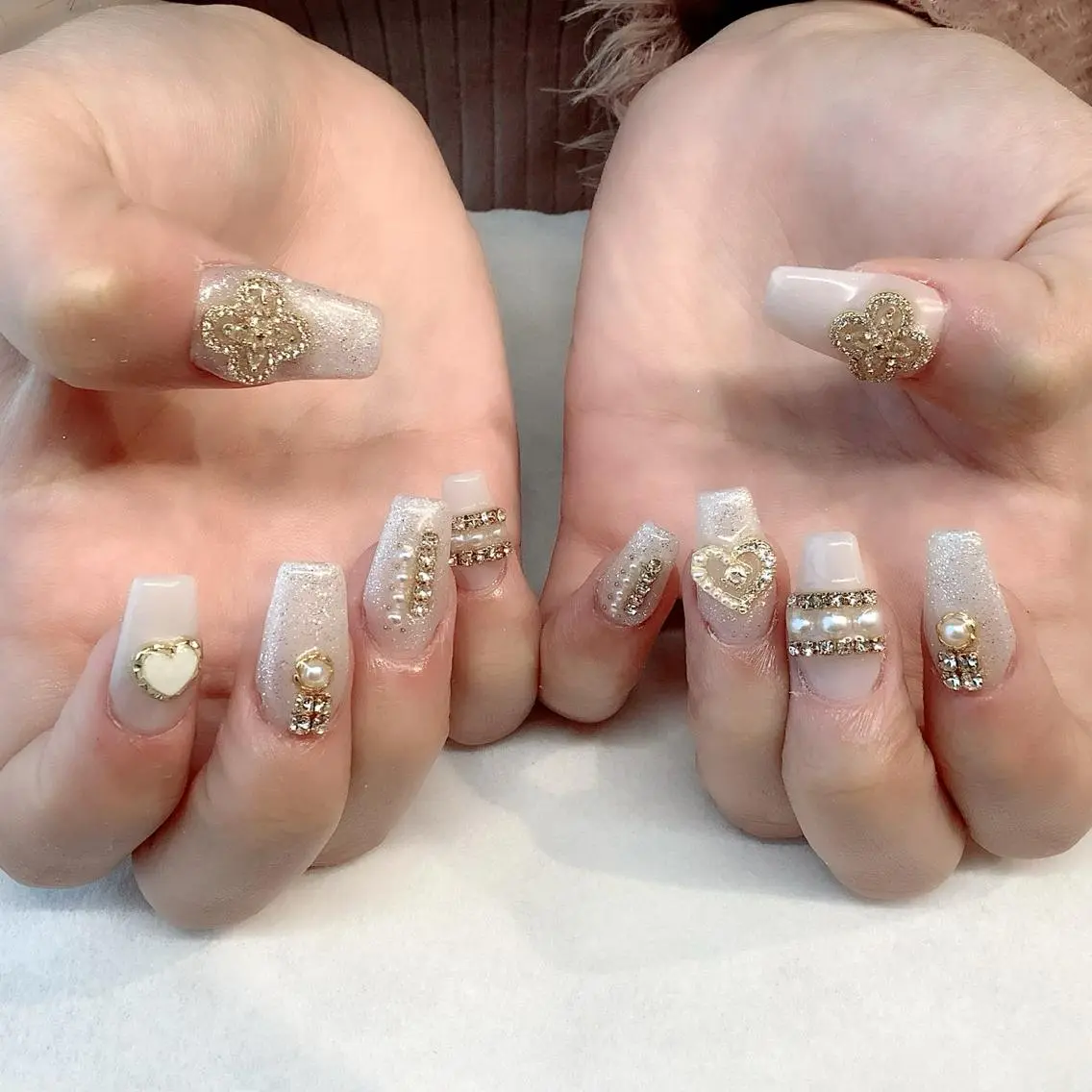 ネイル ハンドネイル 💎🐰 saki. m 🐰💎のネイルデザイン