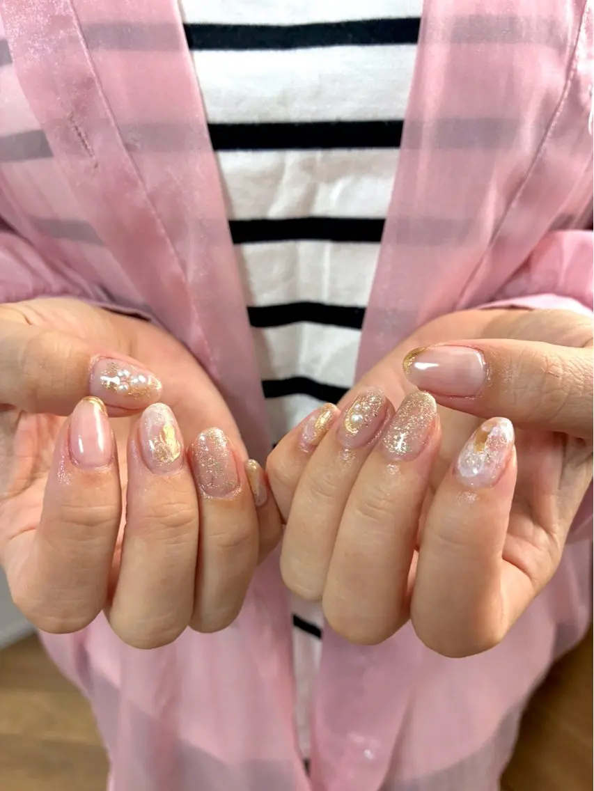 ショート ist. （ｲｽﾄ）のネイルデザイン