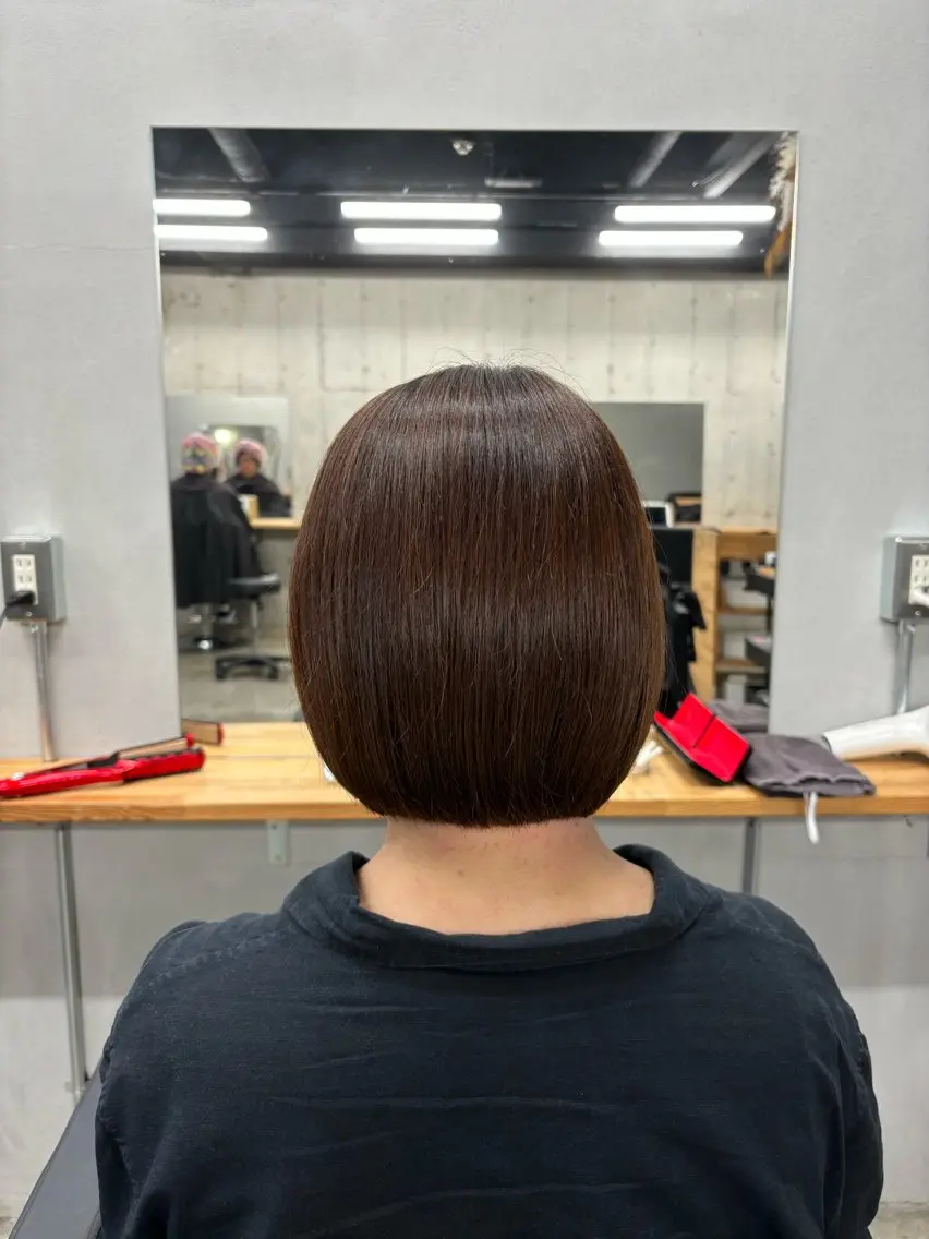 ショート カラー mono / Manatoのヘアスタイル