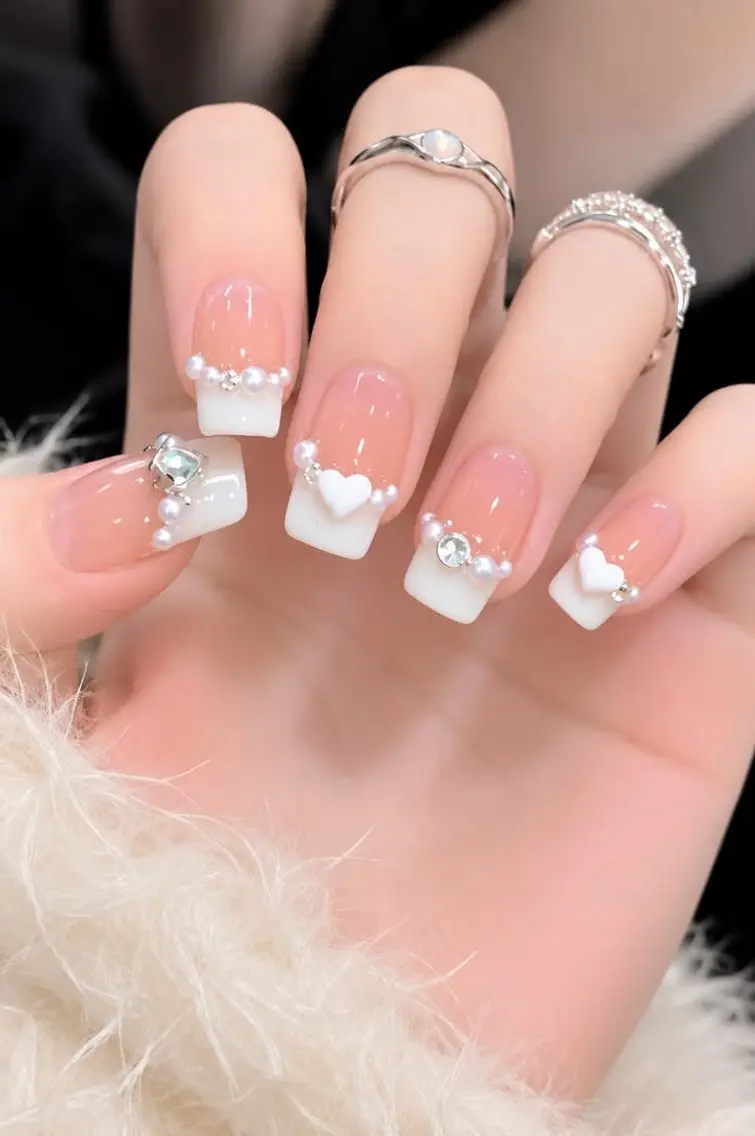 ネイル 長さ出し フレンチネイル グラデーション 韓国ネイル マグネットネイル その他(ネイル) BT HEAVEN nailのネイルデザイン