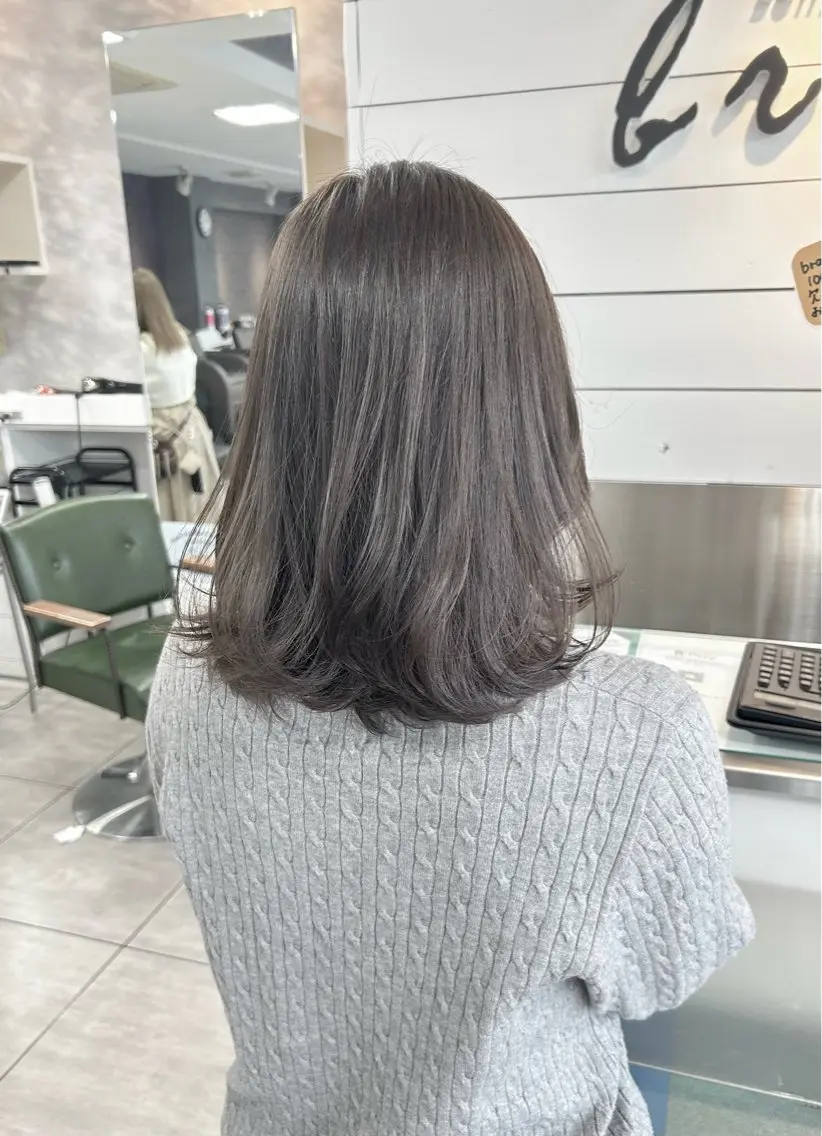 ミディアム カット ヘアカラー レイヤー/艶髪カラー 森本くるみのヘアスタイル