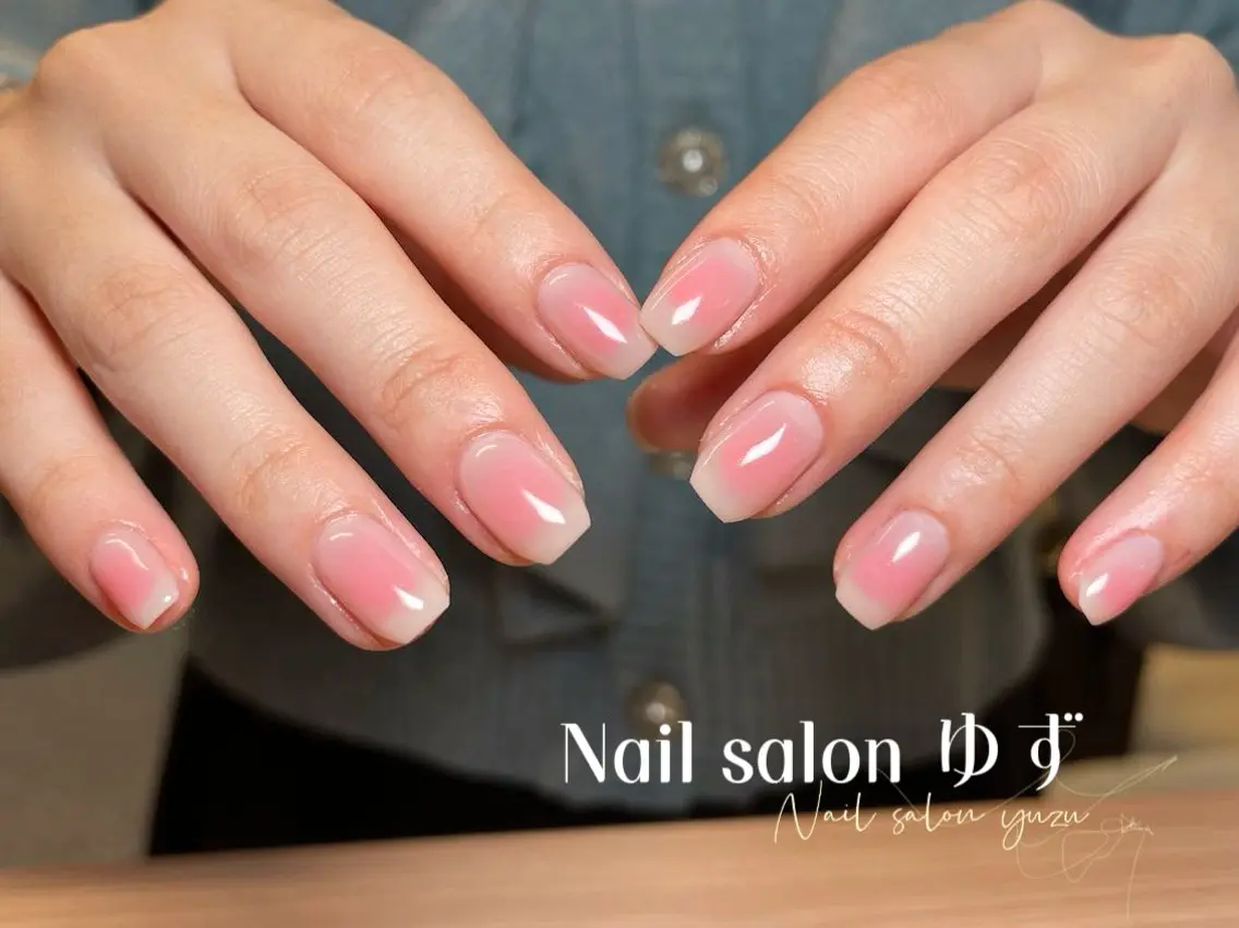 ネイル カジュアル チークネイル 成人式 ドット フレンチネイル ゆず- Nail Salonのネイルデザイン