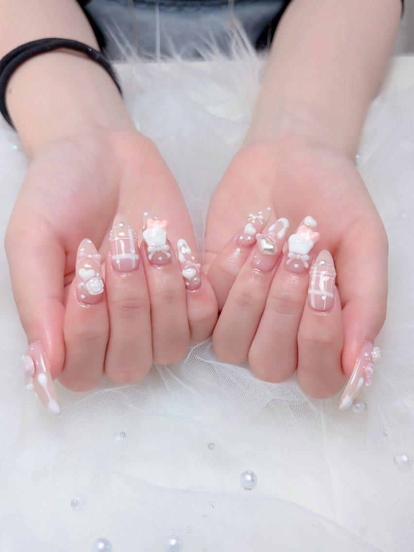 ネイル 長さ出し フットネイル ジェルネイル 韓国ネイル マグネットネイル ハンドネイル Huyn Nail Shinjyukuのネイルデザイン