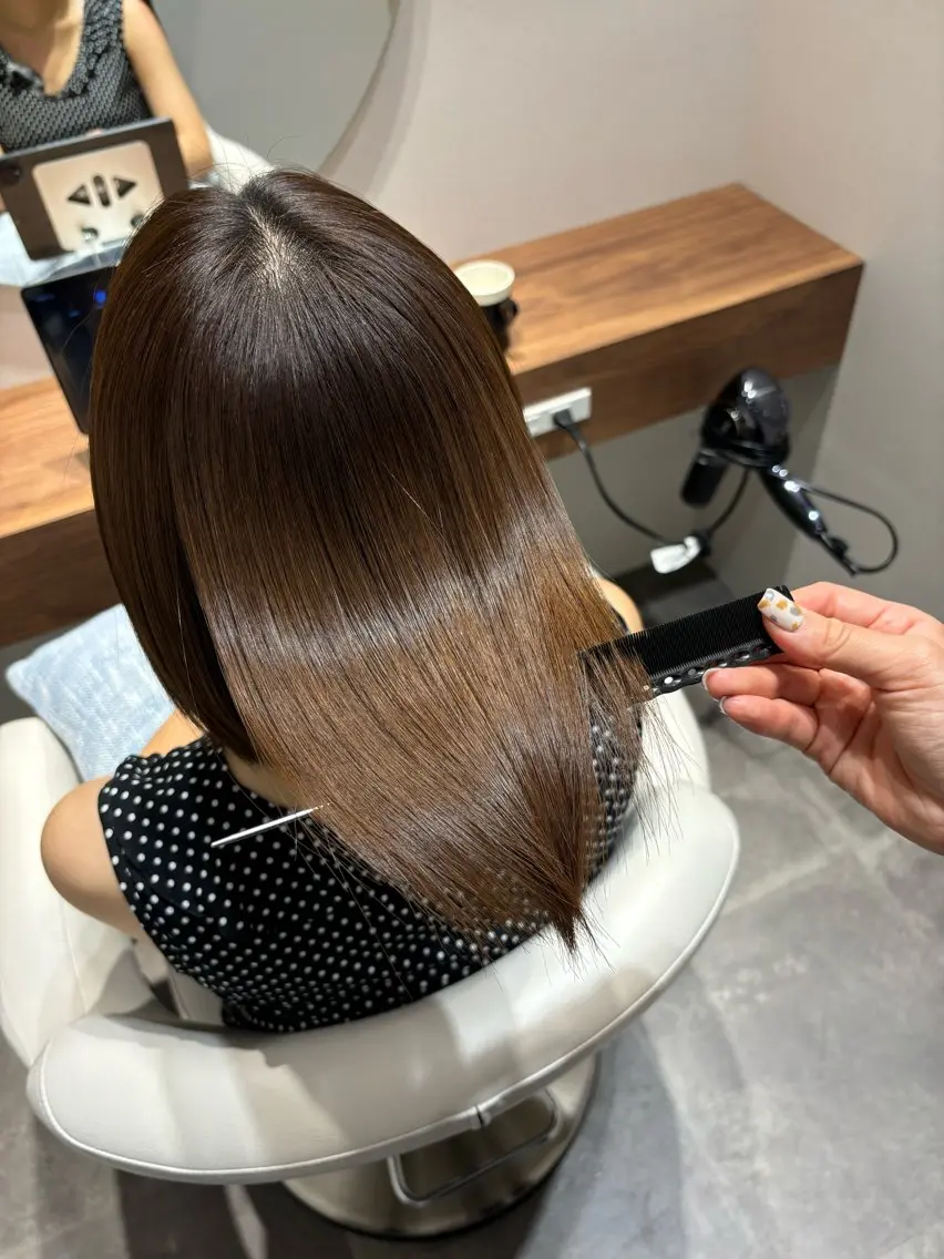 ミディアム ヘアカラー トリートメント 美髪ヘア 🤍erikaのヘアスタイル