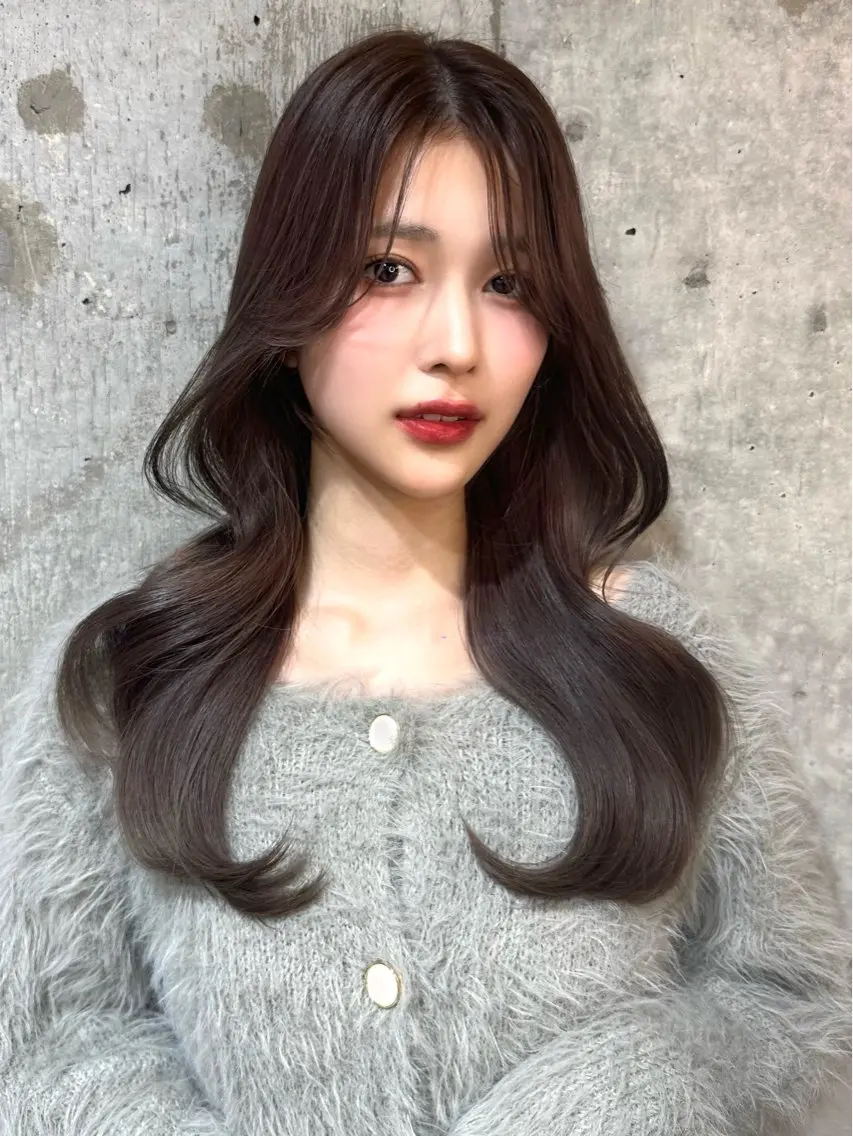セミロング カット ヘアカラー トリートメント ヘアセット 新宿/韓国レイヤー 髪質改善カラー/角所のヘアスタイル