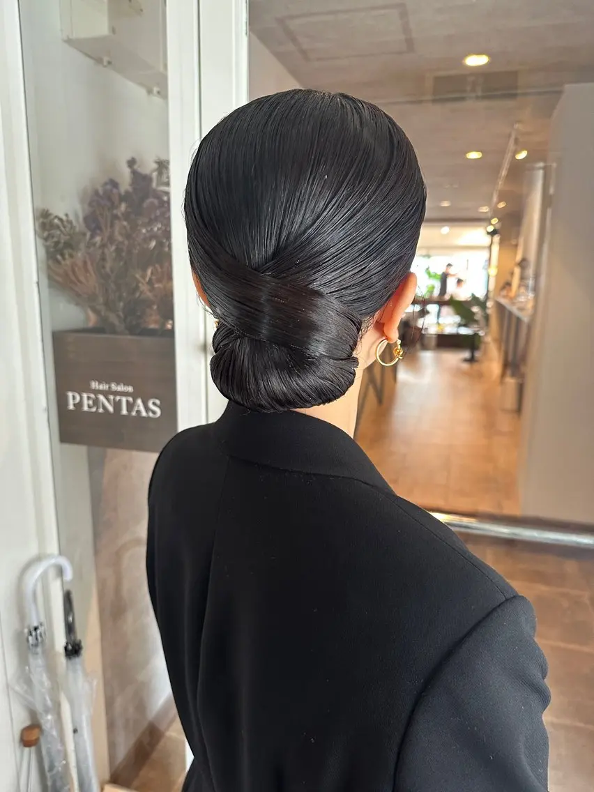 セミロング 宮﨑 あかねのヘアスタイル