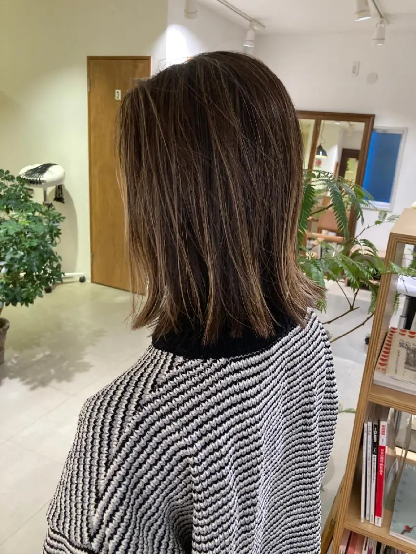 カット+グラデーションハイライト+トリートメントの写真