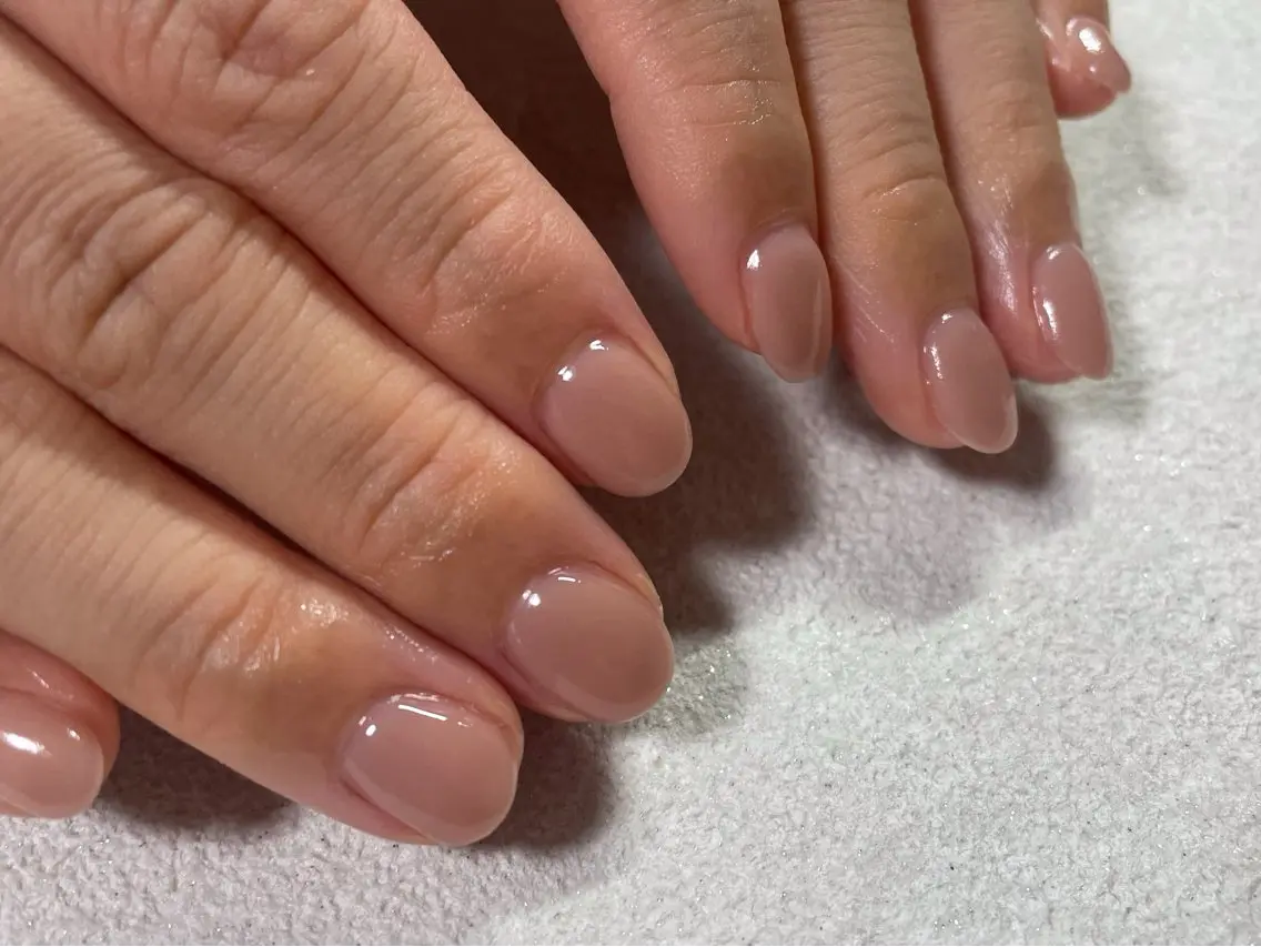 ネイル オーロラネイル フットネイル フレンチネイル ジェルネイル 韓国ネイル ハンドネイル kiki nail &brow二子玉川のネイルデザイン