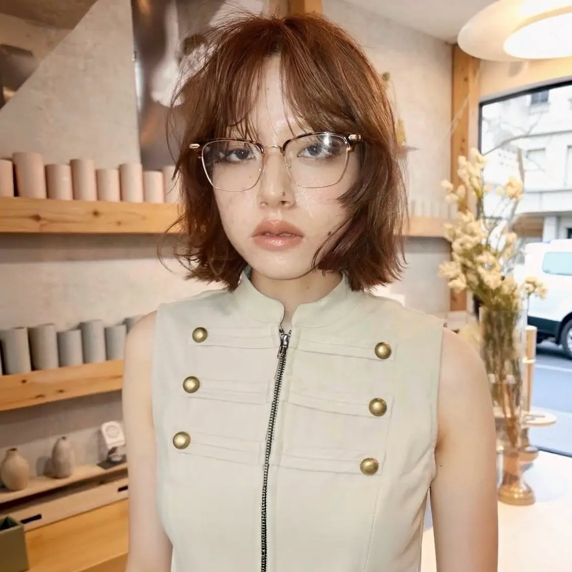 ショート ヘアカラー miu🪅縮毛矯正 モデル募集のヘアスタイル