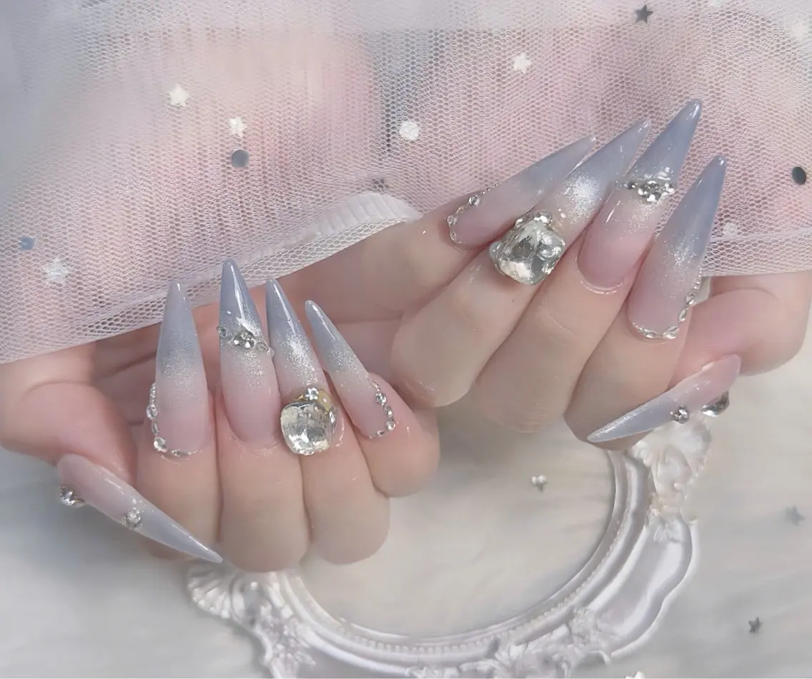 ネイル Rin Hana Nailのネイルデザイン