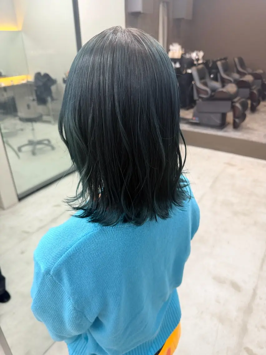ミディアム 難波 海のヘアスタイル