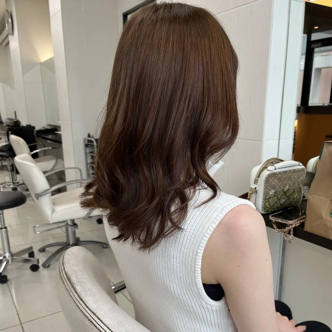 セミロング カラー レイヤーカット カット ヘアカラー トリートメント ハタケヤマヨシキ ／BOOTHのヘアスタイル