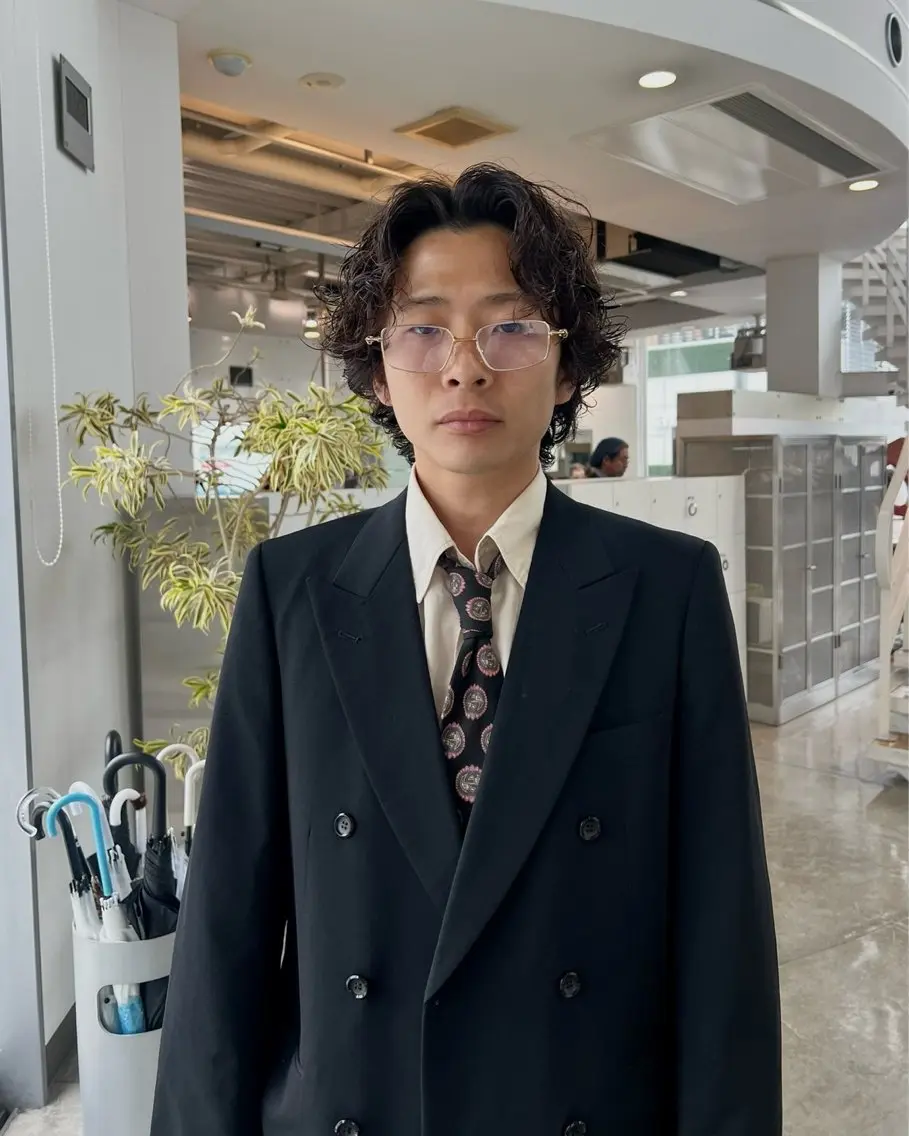ショート パーマ メンズ カット パーマ カットカラーパーマ モデル大募集大坂龍平のヘアスタイル