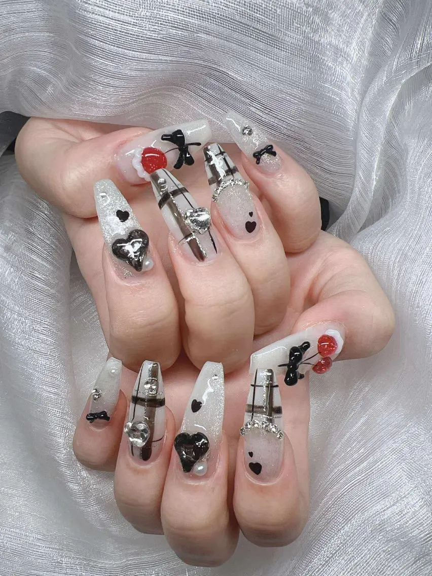 ネイル 長さ出し グラデーション 卒業式 キラキラネイル マグネットネイル ハンドネイル Lee Nailsのネイルデザイン