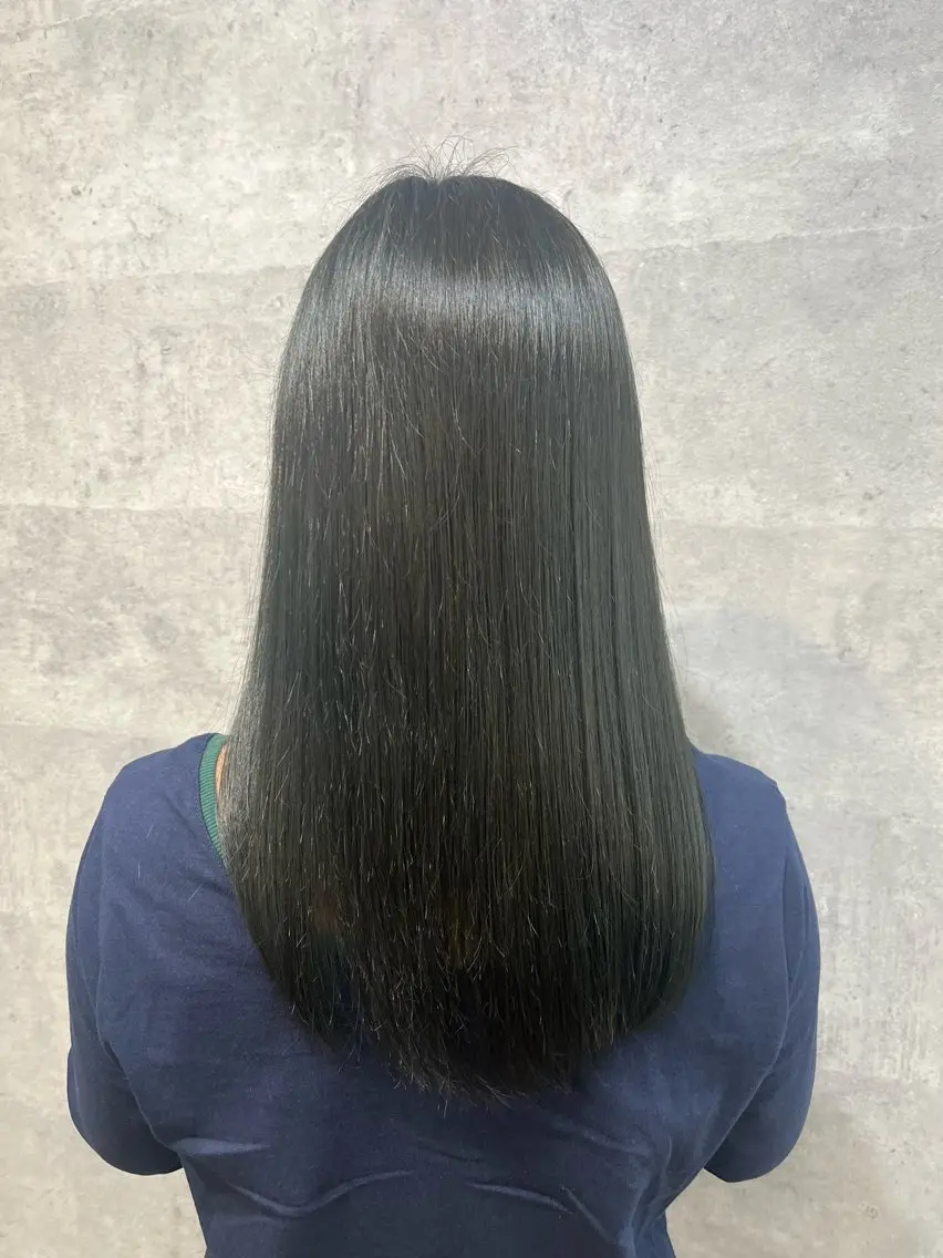 ロング カラー 紫音 cutwells郡山のヘアスタイル
