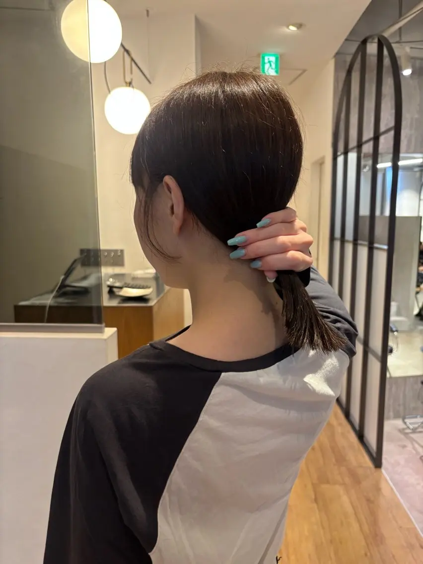 ミディアム カット ヘアカラー トリートメント 西田 美侑/ 前髪・顔周りカットのヘアスタイル
