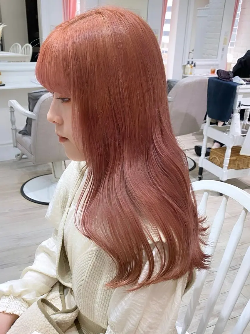 ロング カラー ブリーチ ピンクカラー カット ヘアカラー トリートメント 暖色カラー✨️ 門内 梨真のヘアスタイル