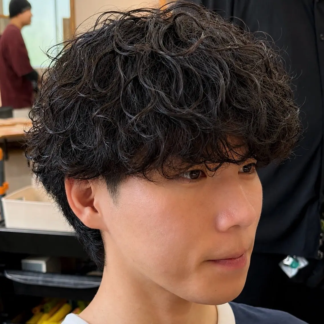 パーマ メンズ フェザーパーマ メンズパーマ スパイキーショート 波巻きパーマ ニュアンスパーマ カット パーマ 男の理想を叶える🔥 メンズパーマ特化|関のヘアスタイル