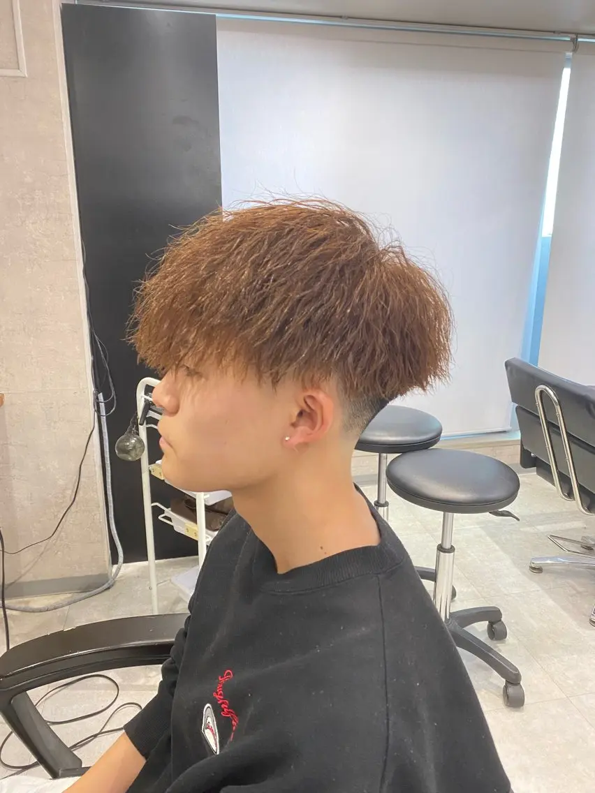 ショート カラー パーマ メンズ メンズメッシュ メンズパーマ ツイストスパイラルパーマ メッシュ スパイラルパーマ 🐉『メンズ美容師』 吉田龍星🐉のヘアスタイル