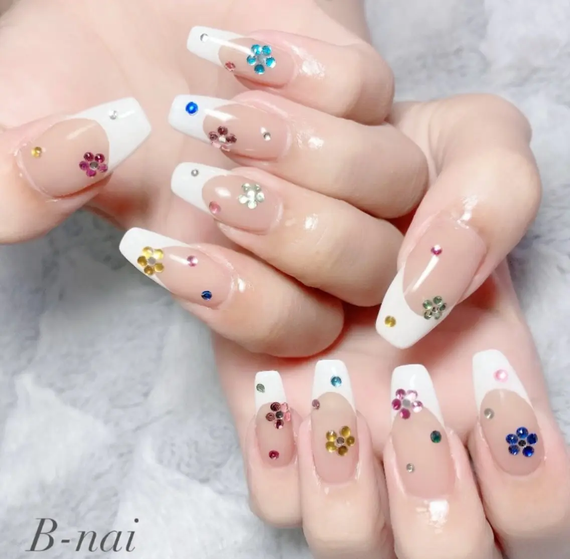 ネイル ハンドネイル B- nailのネイルデザイン