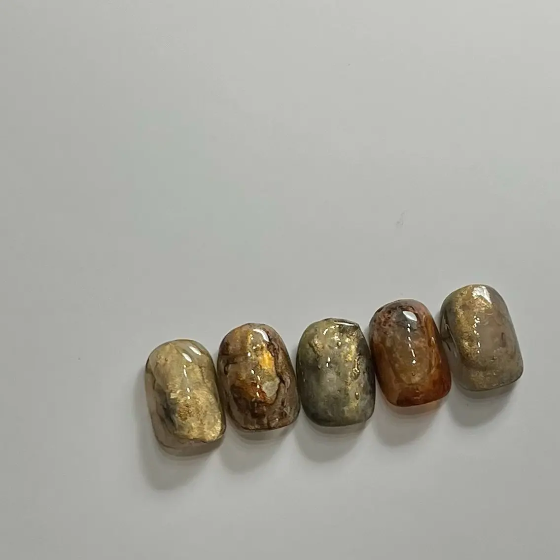 ネイル グリーン vegh. nail／阿波座のネイルデザイン