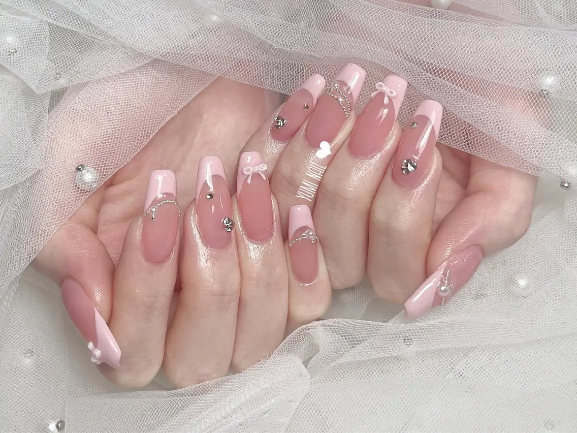 ネイル 𝐲𝐮𝐦𝐢🎀 長さ出しデザイン専門のネイルデザイン