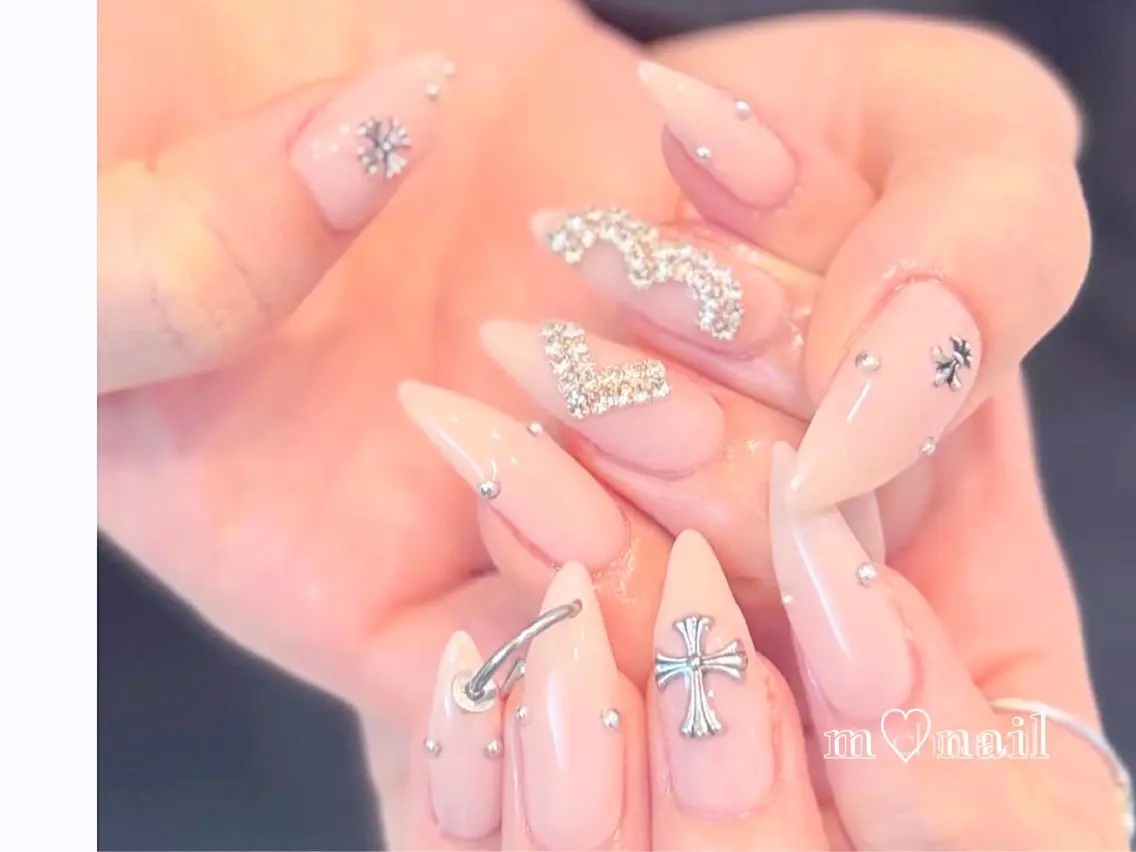 ネイル 長さ出し ネイルチップ 🦋✨ MARIKO✨🦋のネイルデザイン