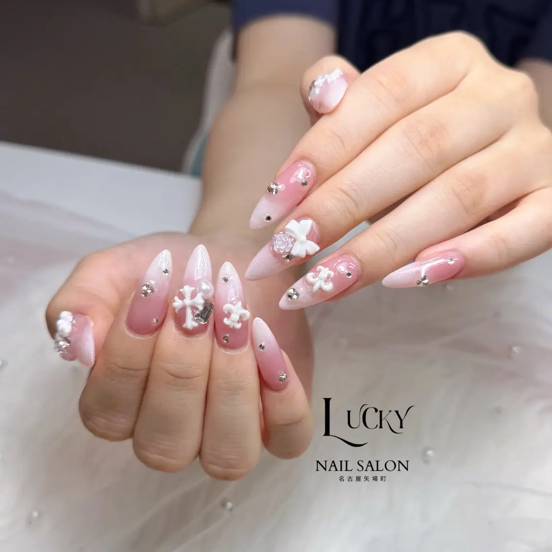 ネイル ハンドネイル Lucky Nail Salonのネイルデザイン