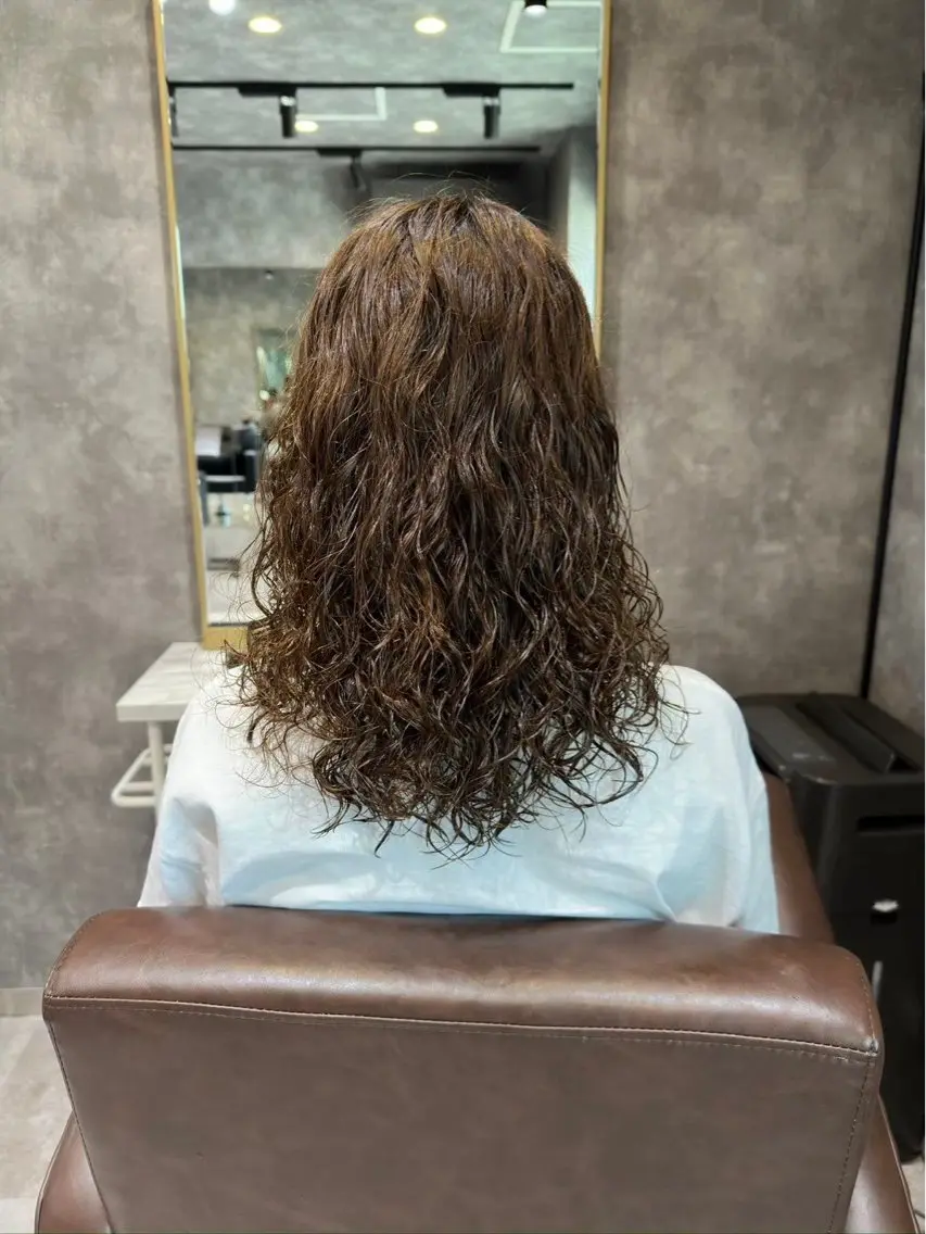 カラー 松井 友樹のヘアスタイル