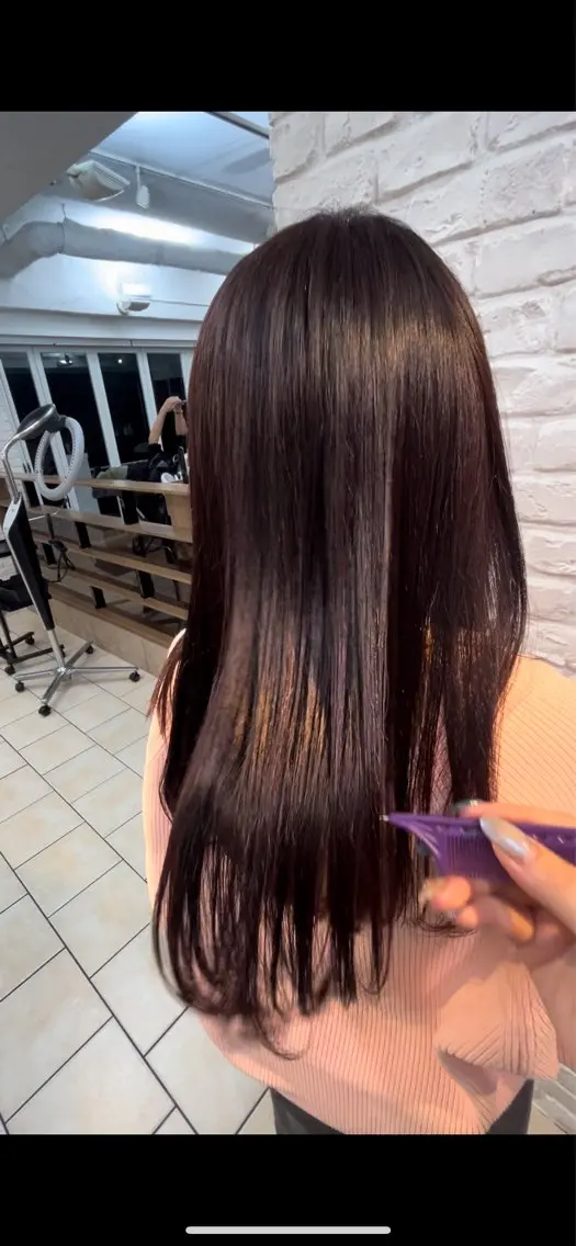カラー カシス ピンクカラー ヘアカラー 小松 美璃のヘアスタイル