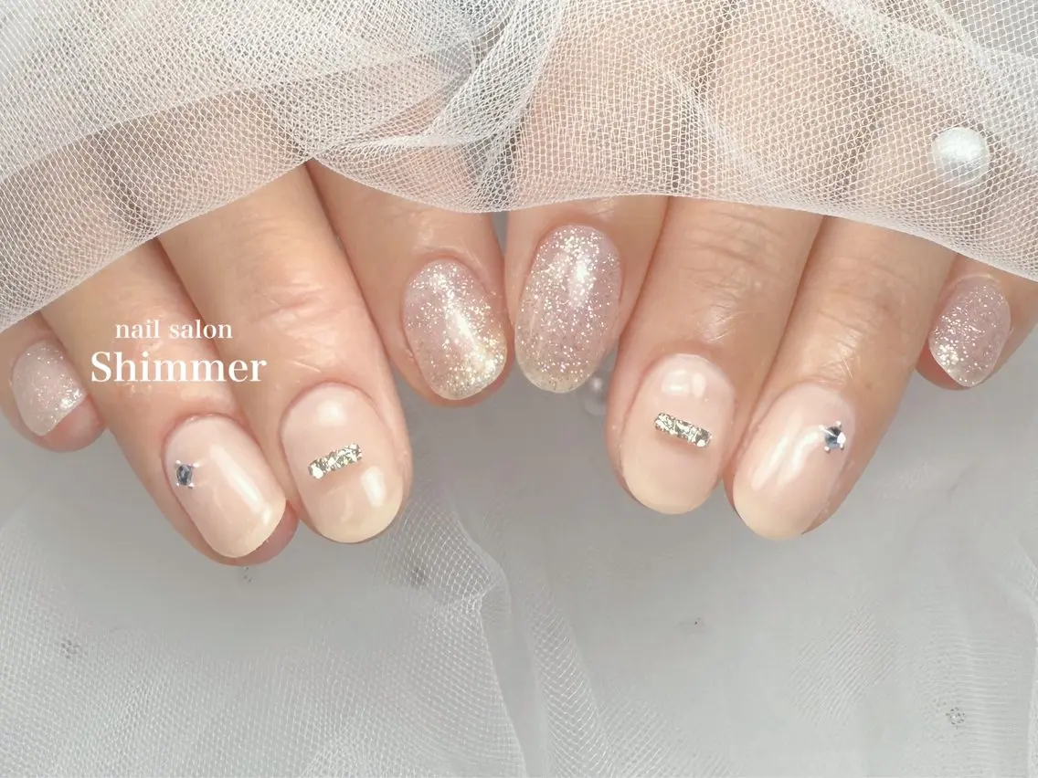 ネイル ハンドネイル Shimmer Risaのネイルデザイン